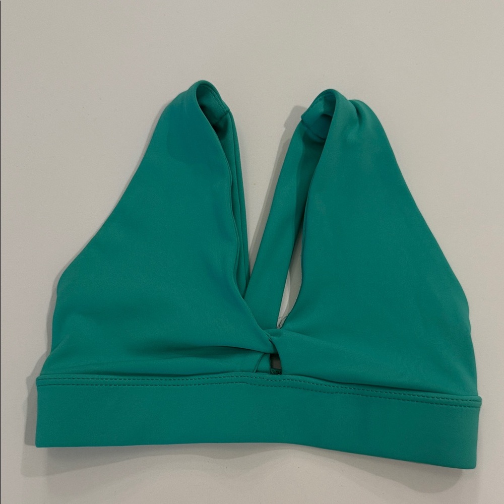Tiger Friday Twisted Sister Bralette in Aqua
Size CM